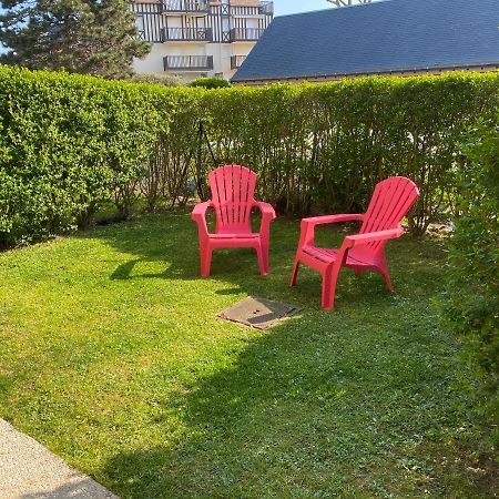 Ferienwohnung T2 Jardinet, Acces Direct Plage Cabourg Exterior foto