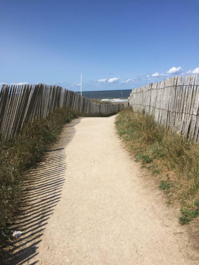 Ferienwohnung T2 Jardinet, Acces Direct Plage Cabourg Exterior foto